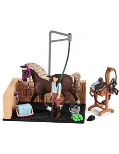 Schleich Horse Club    42438 Washing Area with Emily - Luna
