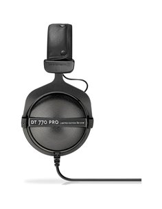 Beyerdynamic DT 770 Pro Black Limited Edition - closed studio headphones
