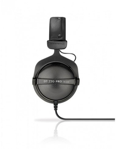 beyerdynamic DT 770 PRO (32 Ohm) closed Premium...